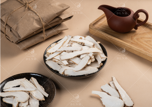 Vị thuốc Bạch chỉ  - Dược Liệu Ninh Hiệp